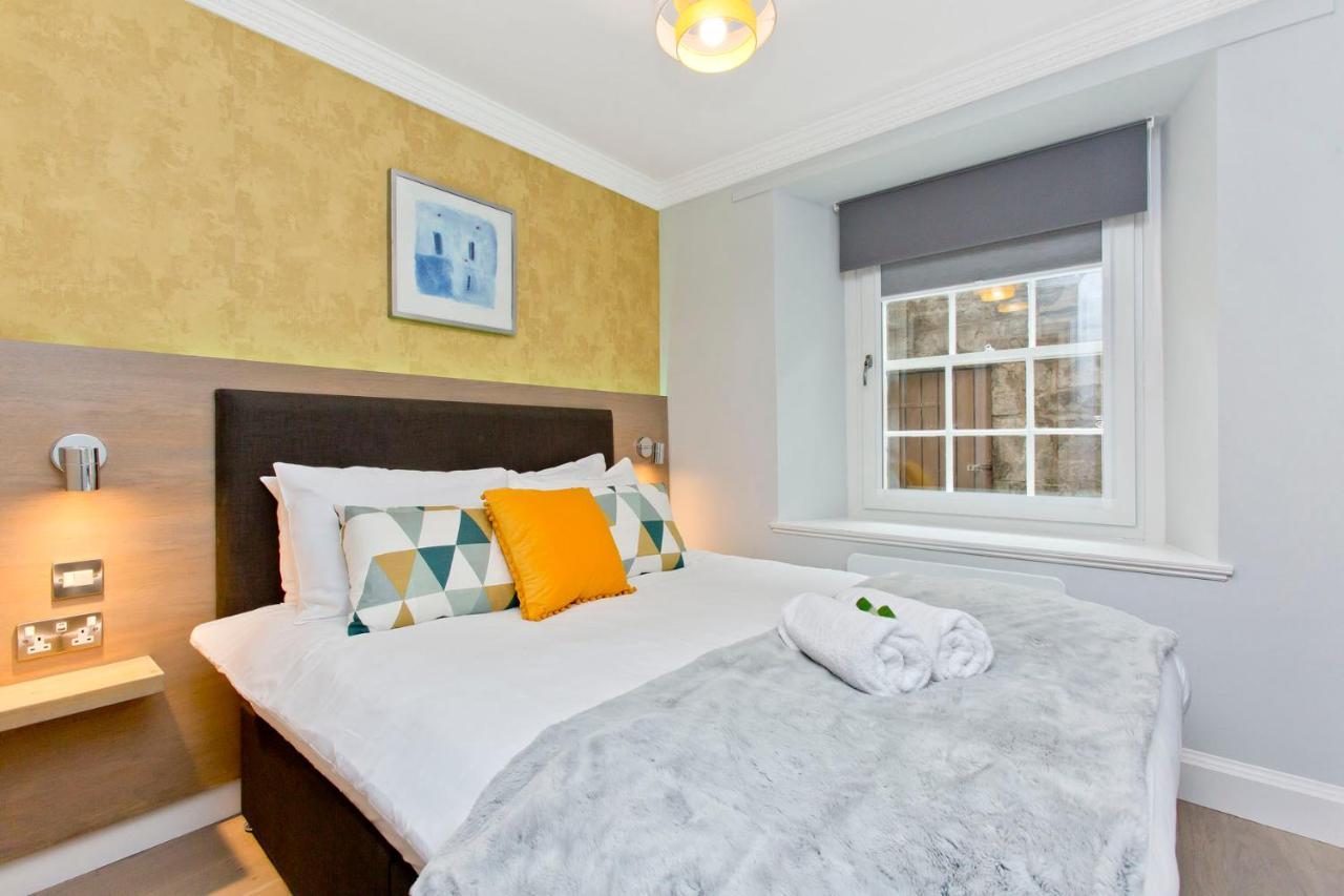 Appartement Ultra Modern, West End Village, Refurbished 1 Bed